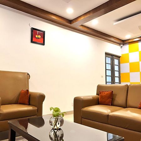 Athasri Hotel Hsr Layout バンガロール エクステリア 写真