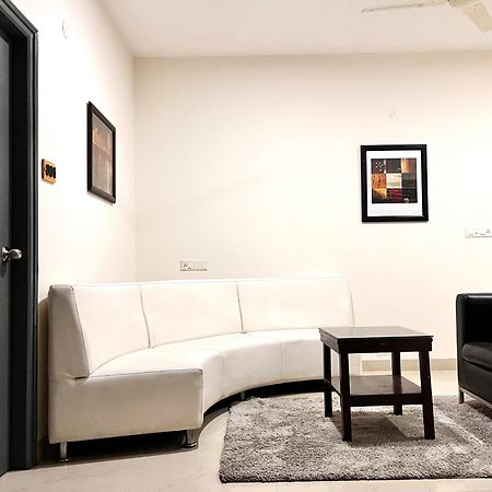 Athasri Hotel Hsr Layout バンガロール エクステリア 写真