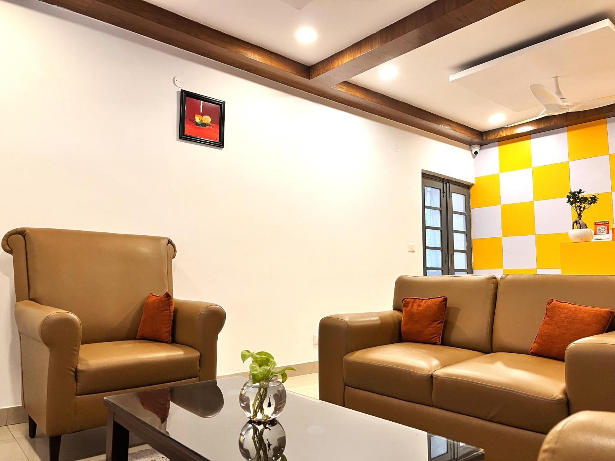 Athasri Hotel Hsr Layout バンガロール エクステリア 写真