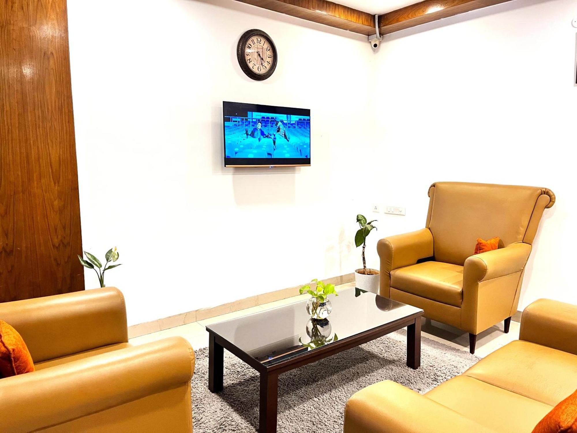 Athasri Hotel Hsr Layout バンガロール エクステリア 写真