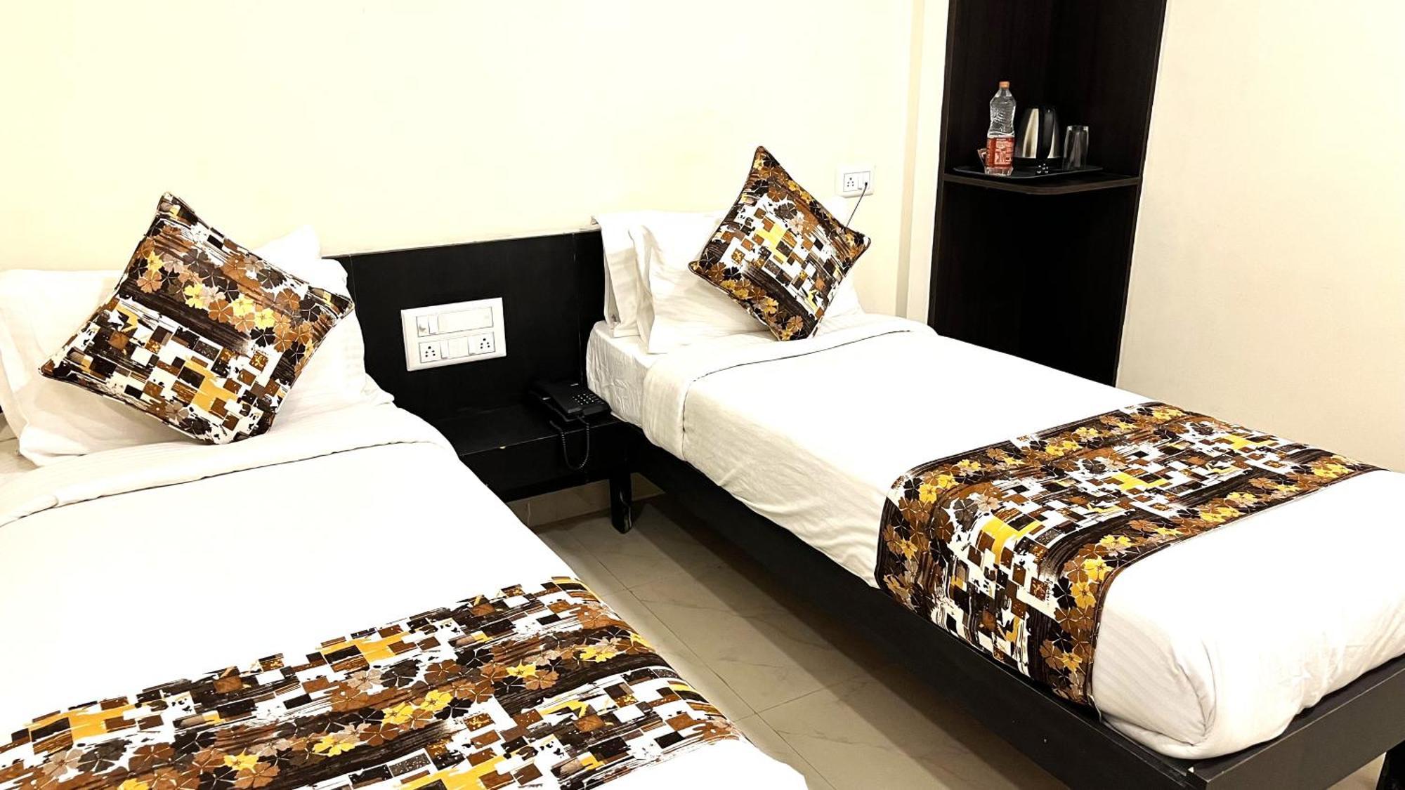 Athasri Hotel Hsr Layout バンガロール エクステリア 写真