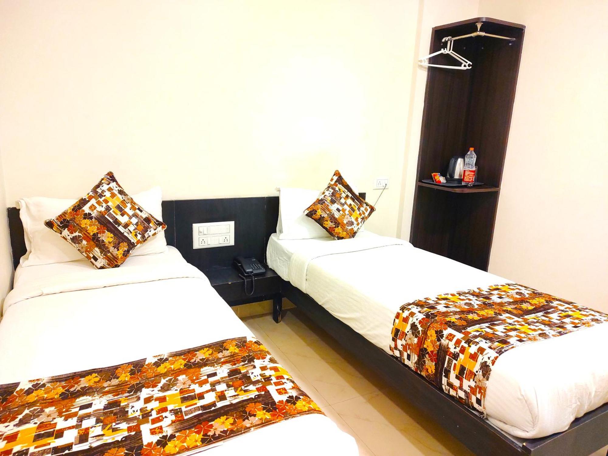 Athasri Hotel Hsr Layout バンガロール エクステリア 写真