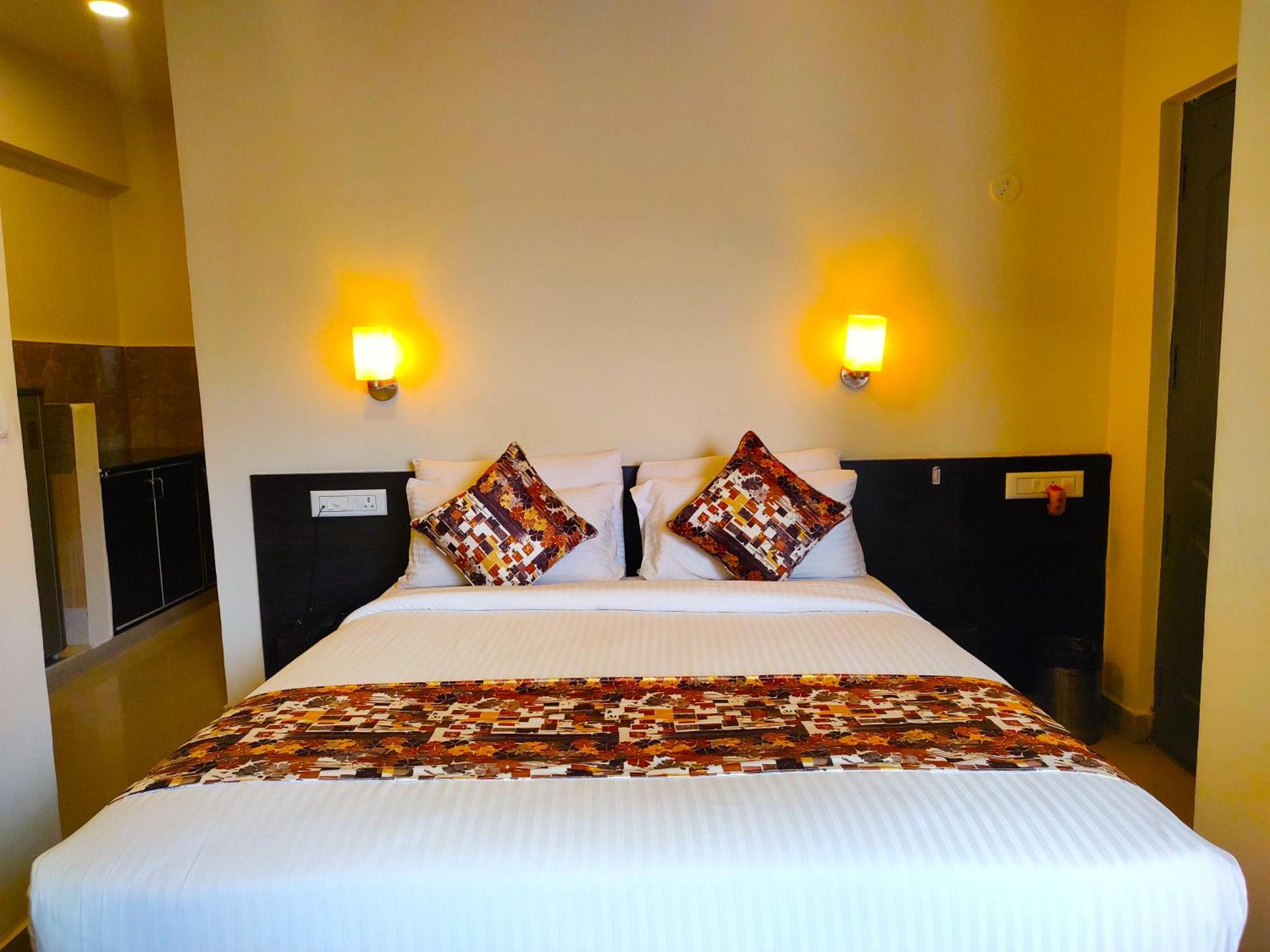 Athasri Hotel Hsr Layout バンガロール エクステリア 写真