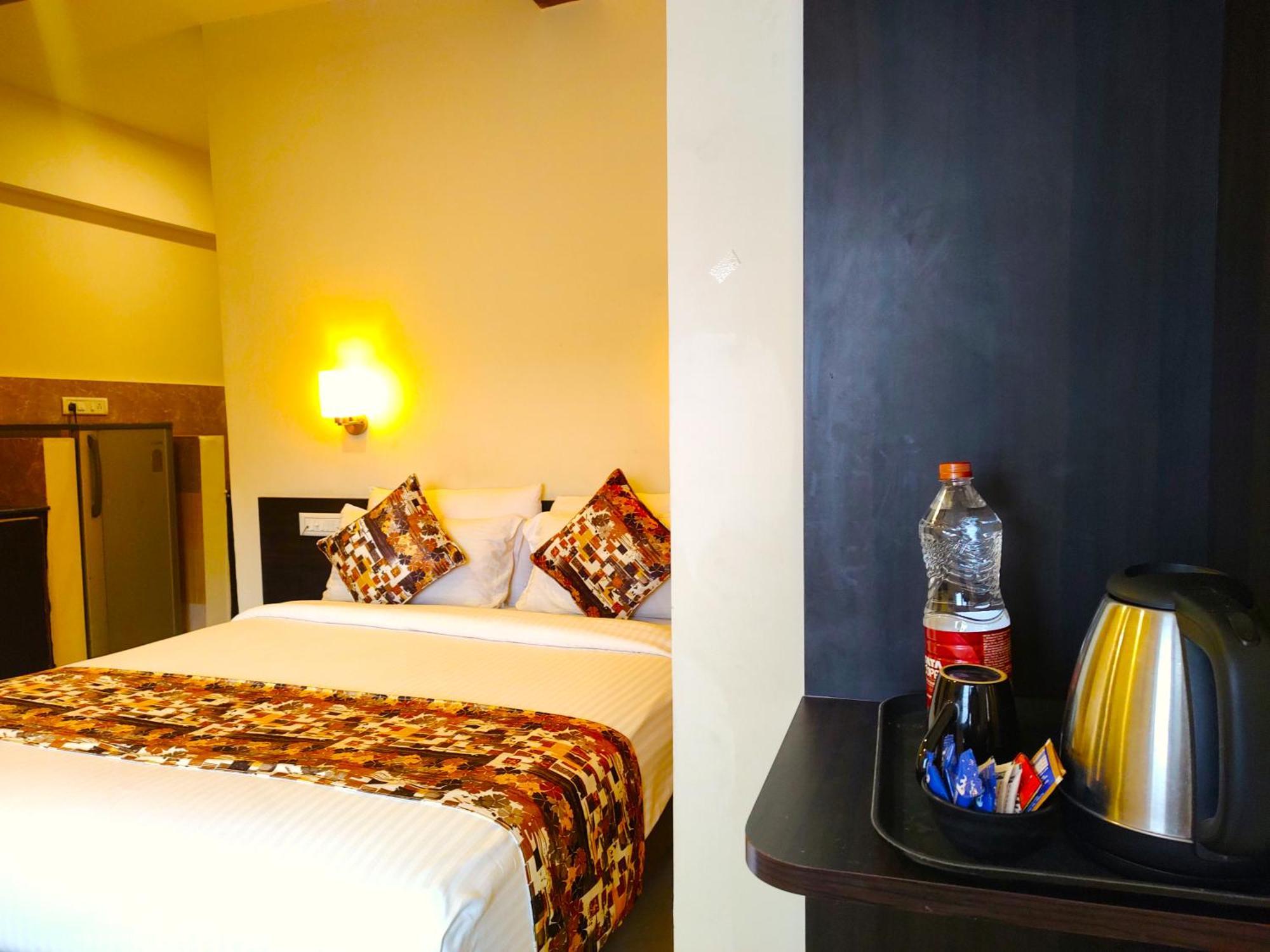 Athasri Hotel Hsr Layout バンガロール エクステリア 写真