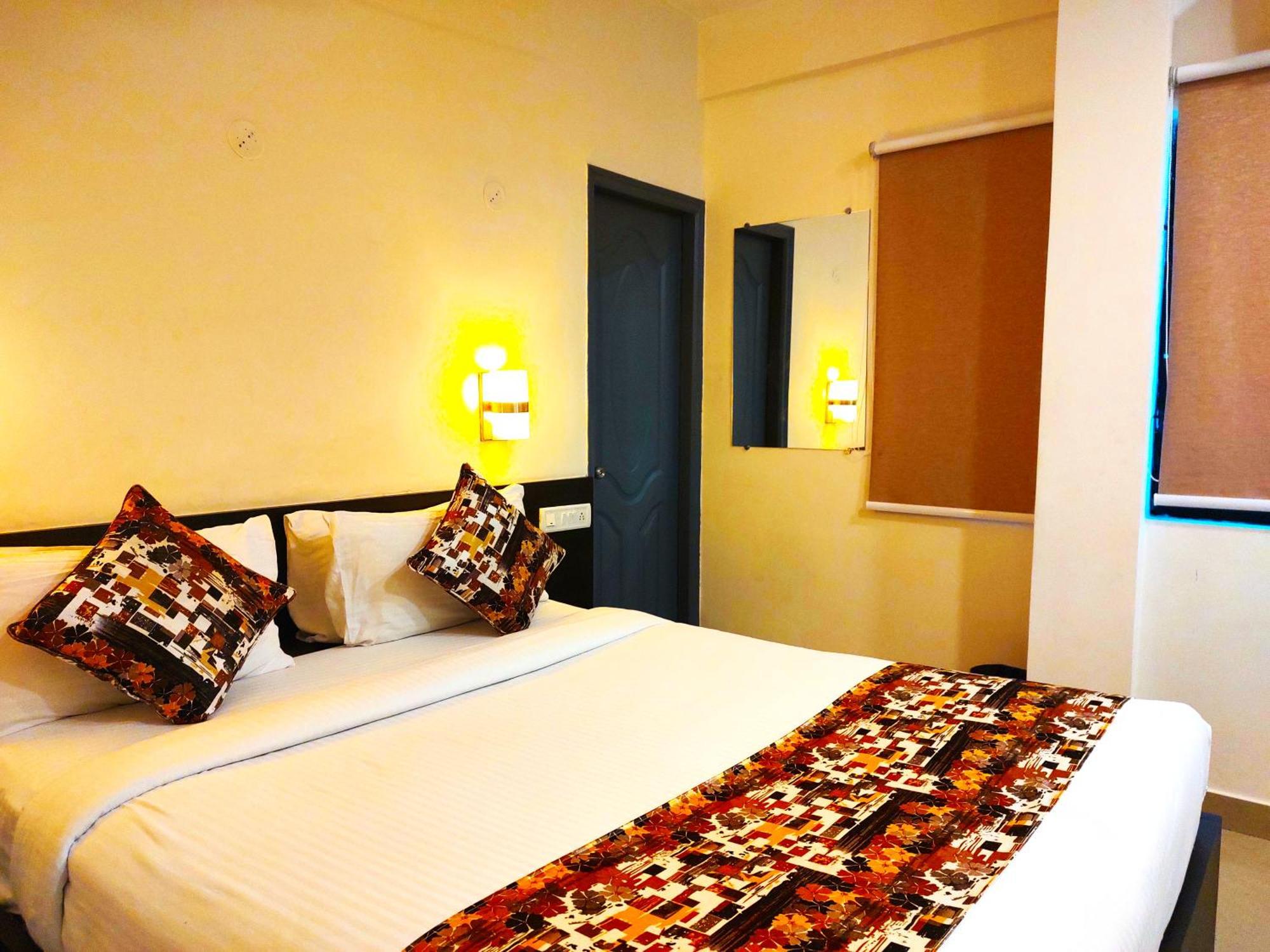 Athasri Hotel Hsr Layout バンガロール エクステリア 写真