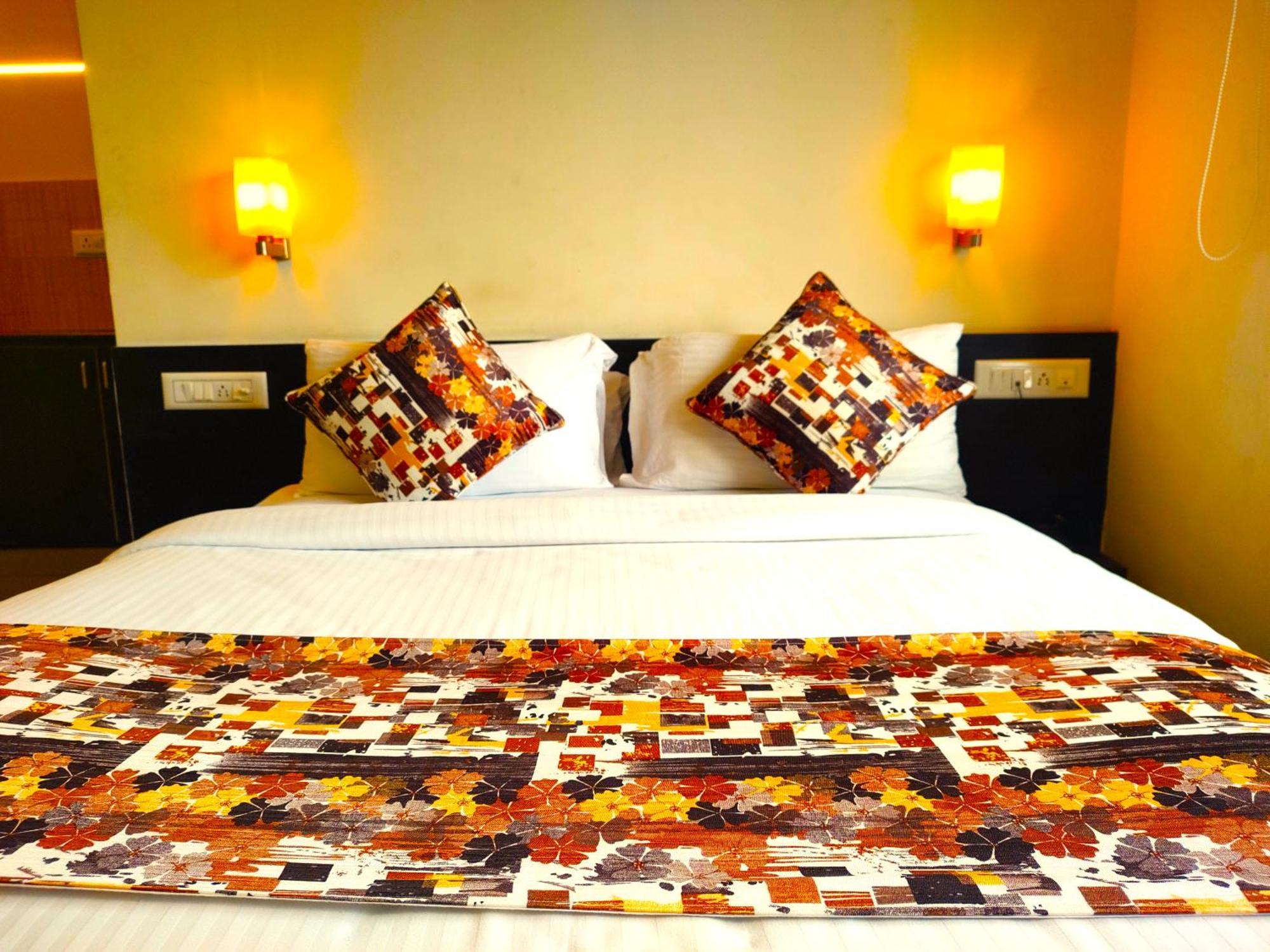 Athasri Hotel Hsr Layout バンガロール エクステリア 写真