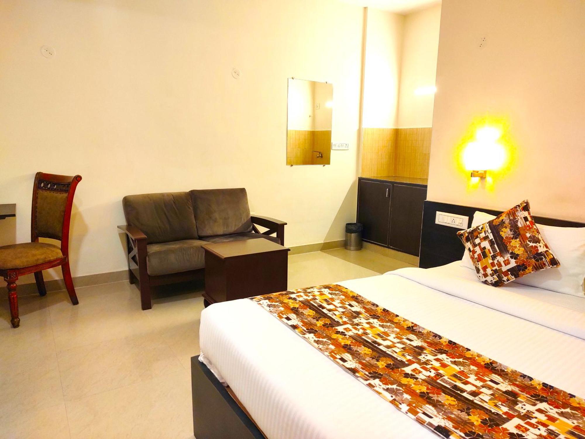 Athasri Hotel Hsr Layout バンガロール エクステリア 写真