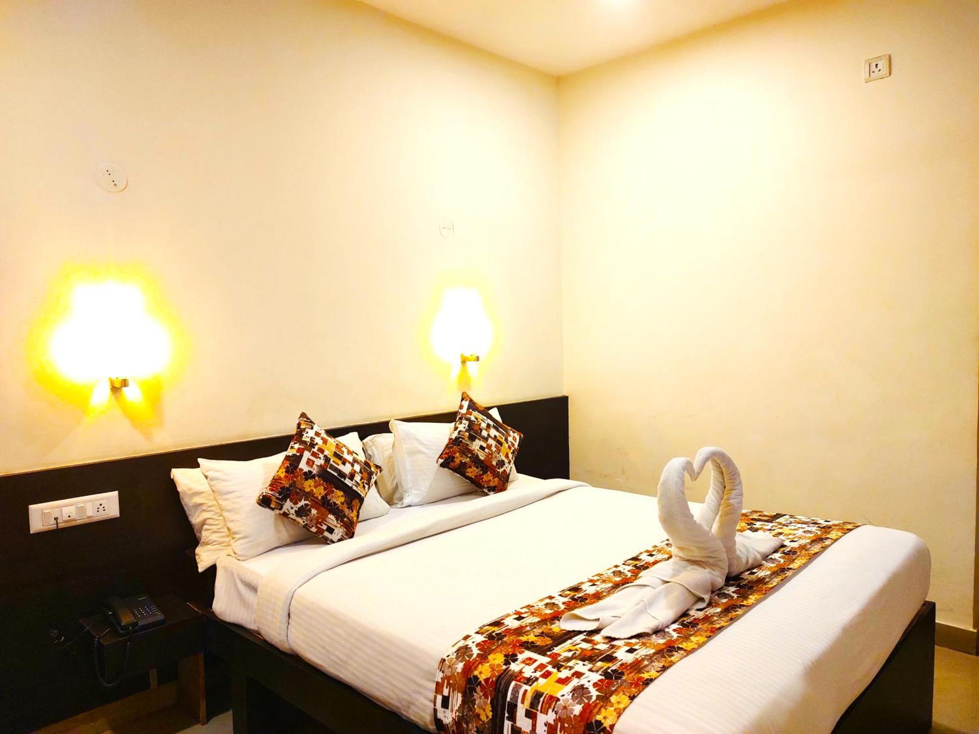 Athasri Hotel Hsr Layout バンガロール エクステリア 写真